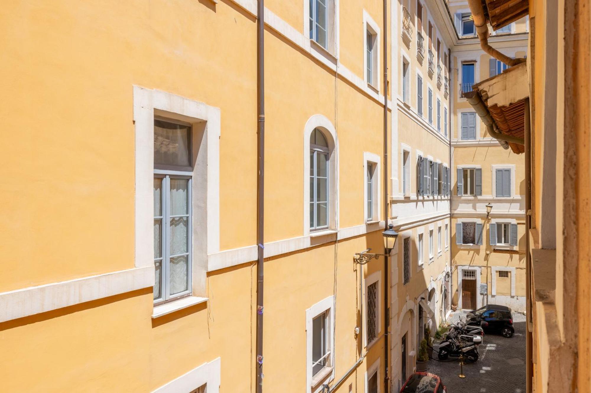 Suite Trevi - Charming Loft Near Trevi Fountain Róma Kültér fotó